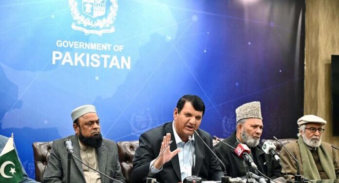 پانچ فروری کو پوری پاکستانی قوم کشمیری عوام سے اظہار یکجہتی کیلئے ”یوم یکجہتی کشمیر” بھرپور انداز میں منائے گی،