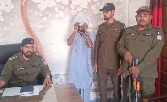 گجرات: روٹی دیر سے دینے پر سنگدل بیٹے کا لرزہ خیز اقدام، ماں کو بے دردی سے قتل کر دیا،