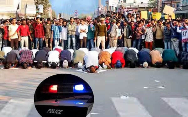 بھارت؛ یونیورسٹی کے اندر کھلی جگہ میں نماز پڑھنے پر طالب علم گرفتار