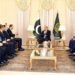 پاکستان اور ترکیہ کے درمیان معاشی تعلقات کو وسعت دینے کے کثیر مواقع موجود ہیں، وزیراعظم شہباز شریف کی ترک وزیر توانائی و قدرتی وسائل الپرسلان بائیرقطار کی قیادت میں وفد سے ملاقات میں گفتگو