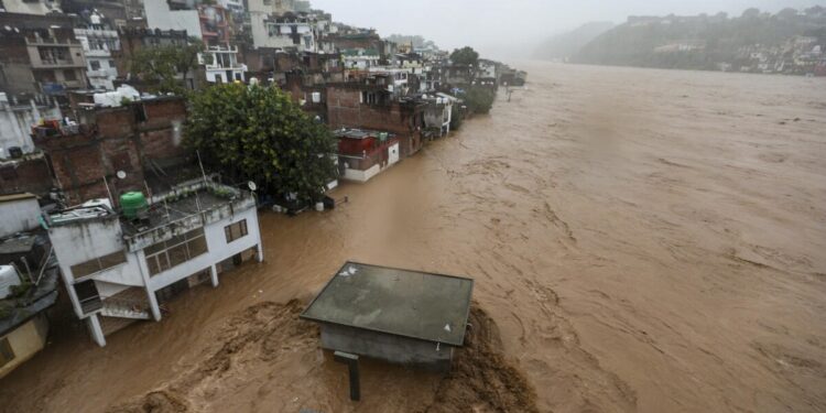 مقبوضہ کشمیر: ضلع ڈوڈہ میں مسلسل بارشوں اور سیلاب سے بڑے پیمانے پر تباہی