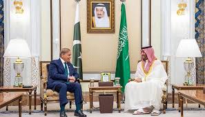 سعودی عرب میں پاکستانی وفد کا شاندار استقبال اور پاک سعودی ٹاور سمیت اسلام آباد کو روشنیوں سے سجانادونوں ممالک کے درمیان تعلقات نئی جہت کی راہ پر گامزن ہونے کا مظہر ہیں