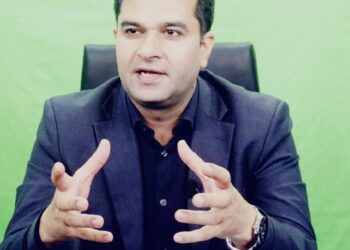 سانس پھولنا ،تھکن،چکر آنا اوربلڈ پریشر کے اتار چڑھائو کو معمولی نا جا نیں  دل کی بیماری اب عمر رسیدہ افراد تک محدود نہیں  ڈاکٹرشا ہد اقبال