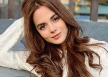 موجودہ مادیت پسند دور میں محبت لفظ تک محدو د رہ گئی ہے ، کومل میر