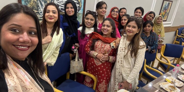 صحافت کے شعبے میں خواتین کی بڑی تعداد میں شمولیت معاشرے میں مثبت تبدیلی کی عکاس ہے، سیکرٹری کراچی پریس کلب سہیل افضل خان
