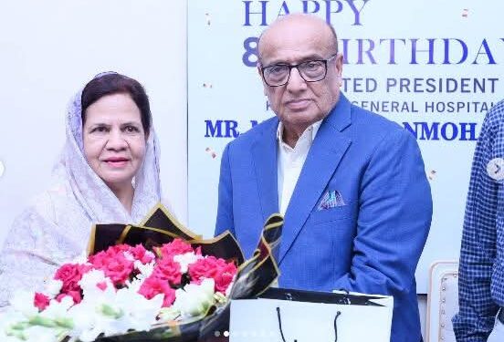 بناسپتی برانڈ ’ڈالڈا‘ کے مالک کا اکاؤنٹنٹ سے ارب پتی بننے کا سفر: بشیر جان جن کی زندگی مہاتیر محمد سے ہوئی ایک ملاقات نے بدل دی