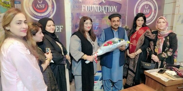 پاکستان بحرانوں سے نکل کر ترقی کے سفر پر گامزن ہوگیا ہے ۔میاں پرویز اقبال آرائیں