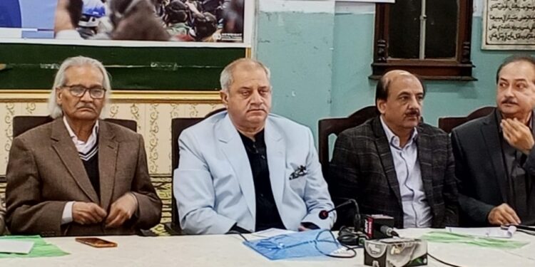پیکا ایکٹ نامنظور: ڈیجیٹل میڈیا کا  غلط استعمال کر کے چند عناصر صحافت کو بدنام کر رہے ہیں،افضل بٹ