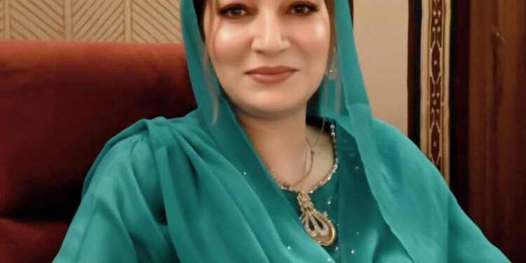 بلوچستان  میں دہشت گردی اور مسائل کے خلاف توانا آواز :فرح عظیم شاہ: قلات سے کامن ویلتھ پارلیمنٹری ایسوسی ایشن کی ایگزیکٹو ممبر بننے تک کامیاب سفر: