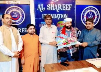 ۔                                      حاجی محمد نعیم آرائیں کی عمرہ کی ادائیگی سے واپسی پر الشریف فاؤنڈیشن آمد، پرتپاک استقبال کیا گیا