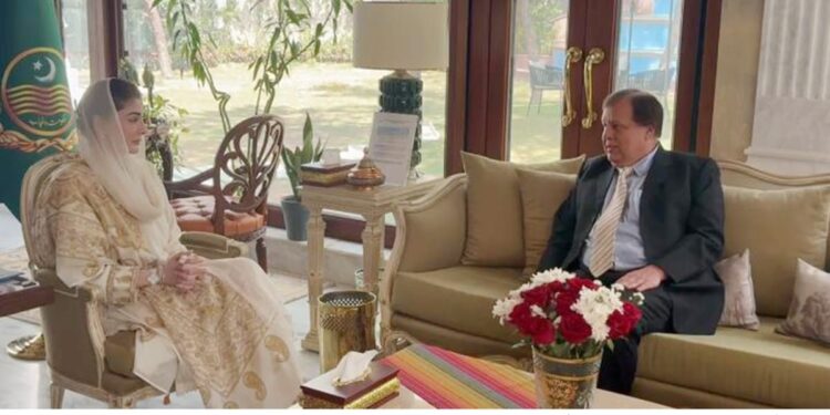 وزیراعلیٰ مریم نواز شریف سے معروف برطانوی نژاد پاکستانی ڈاکٹر حسنات خان کی ملاقات