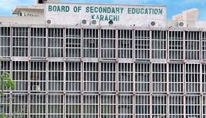 چیئرمین میٹرک بورڈ کراچی نے 7 اپریل سے شروع ہونے والے سالانہ امتحانات ملتوی کر دئیے