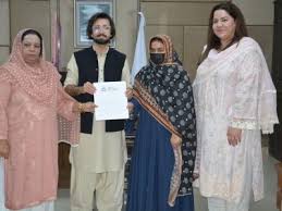 پی ڈی ایف کی جانب سے طلبہ کو وظائف، تعلیم کے ذریعے نوجوانوں کو بااختیار بنانے کے عزم کا اعادہ