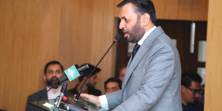 حکومت نے بیماریوں سے بچائو پر مرکوز حکمت عملی اپنانے کا فیصلہ کر لیا ہے، وفاقی وزیر سید مصطفیٰ کمال