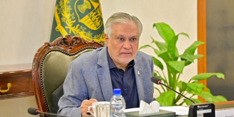 بیرونِ ملک مقیم پاکستانیوں خصوصاً مشکل میں گھرے افراد کی فلاح و بہبود حکومت کی اولین ترجیح ہے، ،نائب وزیراعظم اسحاق ڈار