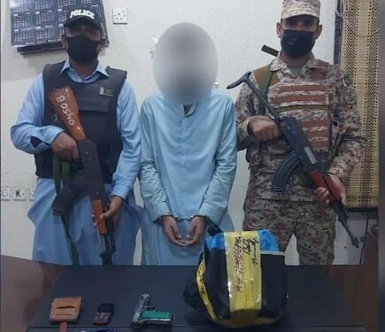 پاکستان رینجرز اور سی ٹی ڈی پولیس کی مشترکہ کارروائی: کالعدم تنظیم سندھودیش ریپبلکن آرمی کا انتہائی مطلوب دہشتگرد عبدالجبار سرکی گرفتار