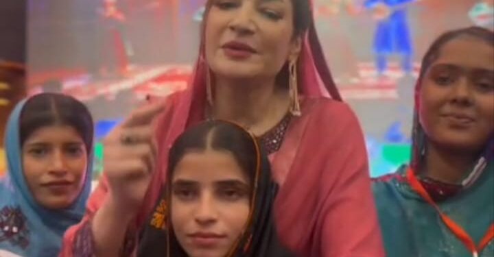 ایمان پاکستان تحریک حق میلہ:بلوچستان کے نوجوانوں کی صلاحیتوں کو اُجاگر کرنے کی جانب اہم قدم : محترمہ فرح عظیم شاہ کا نوری نصیر خان آڈیٹوریم کا دورہ