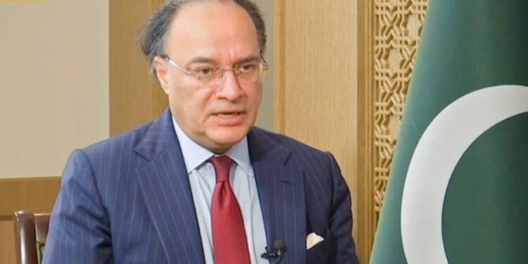 پانڈا بانڈ کا اجرا پاکستان اور چین کے درمیان مالیاتی تعاون کے نئے دور کا آغاز ہے، وزیرِ خزانہ سینیٹر محمد اورنگزیب