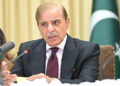 وزیراعظم شہباز شریف کا شمالی وزیرستان بھارتی حمایت یافتہ فتنہ الخوارج کے 11 دہشت گردوں کو جہنم واصل کرنے پر سکیورٹی فورسز کو خراج تحسین