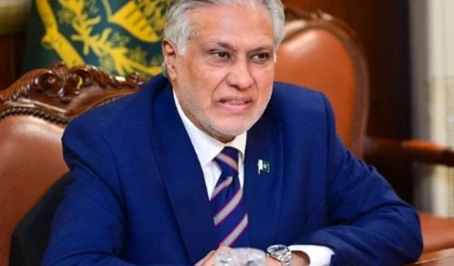 پاکستان 30 ایرانی شہریوں کی وطن واپسی میں سہولت فراہم کرنے پر خوش ہے، نائب وزیراعظم محمد اسحاق ڈار