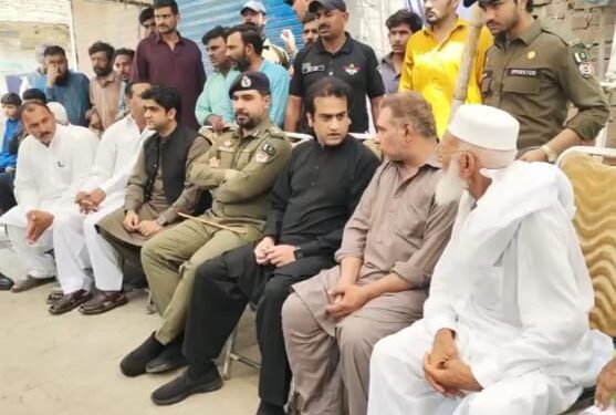 سرگودھا:کمسن منتہا کے گھر معاونِ خصوصی وزیراعلیٰ پنجاب شعیب مرزا کی آمد، اہلِ خانیوں سے اظہارِ تعزیت