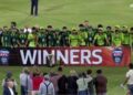 پاکستان نے آسٹریلیا کو تیسرے اور فیصلہ کن ون ڈے میچ میں 4 وکٹوں سے شکست دے کر سیریز 1-2 سے اپنے نام کرلی