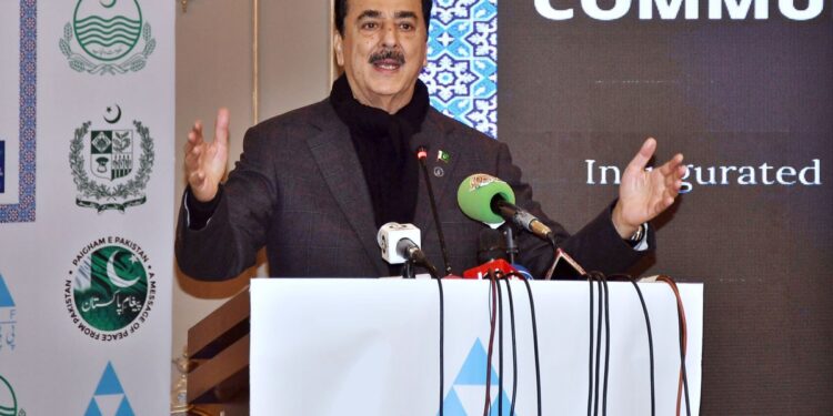 چیئرمین سینیٹ کا عالمی امن پر زور، بین الاقوامی کشیدگی میں کمی کے لیے پاکستان کے کردار کو سراہا