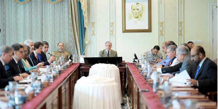 عالمی معیار کی فریٹ سروس سے صنعتی مصنوعات کی ترسیل میں آسانی کے ساتھ ساتھ ریلوے کی سالانہ آمدن میں قابل قدر اضافہ ممکن ہے،وزیراعظم محمد شہباز شریف