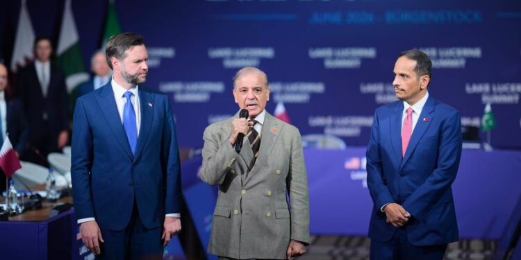 مذاکرات کی کامیابی سے دنیا بھر میں امن، ترقی اور خوشحالی یقینی بنانے میں مدد ملے گی،صدر ٹرمپ کی مدبرانہ قیادت کے باعث مذاکرات ممکن ہوئے،فیلڈ مارشل سید عاصم منیر کا مذاکرات کے لیے انتہائی اہم کردار ہے، وزیراعظم شہباز شریف