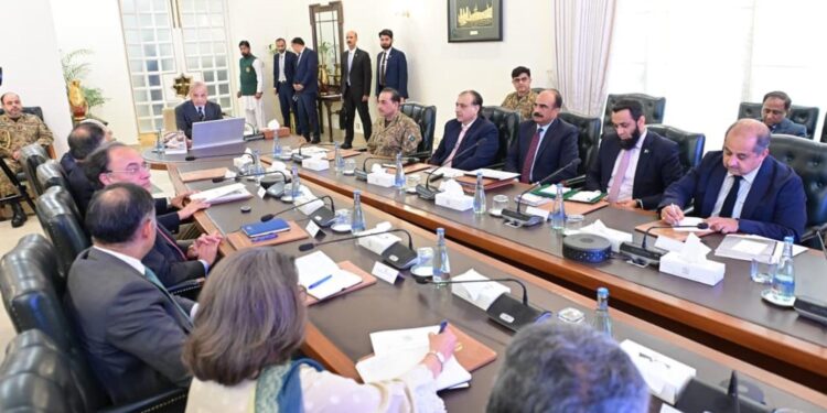 وسائل اور آبادی میں توازن ہی پائیدار ترقی کی ضمانت ہے ،آبادی کی منصوبہ بندی کو قومی ترقی، معاشی استحکام اور انسانی وسائل کی بہتری سے ہم آہنگ کرنے کی ضرورت ہے، وزیراعظم محمد شہباز شریف