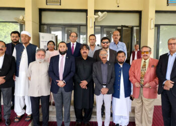 حکومت آزاد، ذمہ دار اور مضبوط پرنٹ میڈیا پر یقین رکھتی ہے، وفاقی وزیر اطلاعات عطاء اللہ تارڑ کی سی پی این ای کے وفد سے گفتگو