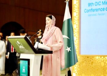 خواتین کو بااختیار بنانا ایک طبقے کی نہیں بلکہ پوری قوم کی کامیابی ہے:مریم نوازشریف