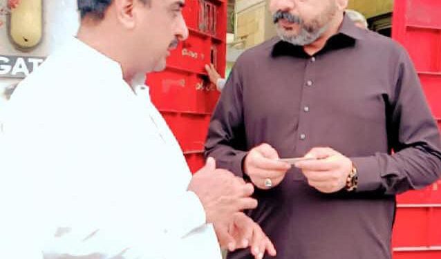 ایم کیو ایم کے رکنِ سندھ اسمبلی شارق جمال، شاہ فیصل اور دیگر رہنماؤں کی چیئرمین الشریف فاؤنڈیشن میاں پرویز اقبال آرائیں سے ملاقات