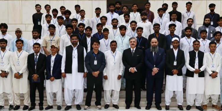 چیف جسٹس پاکستان جسٹس یحییٰ آفریدی کی نوجوان طلبہ کو اعلیٰ تعلیم، محنت اور قومی خدمت کا جذبہ اپنانے کی تلقین