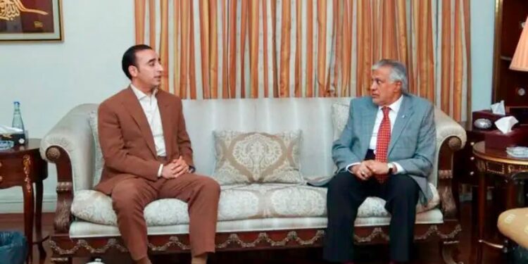 نائب وزیراعظم سینیٹر محمد اسحاق ڈار اور پاکستان پیپلز پارٹی کے چیئرمین بلاول بھٹو زرداری کی ملاقات