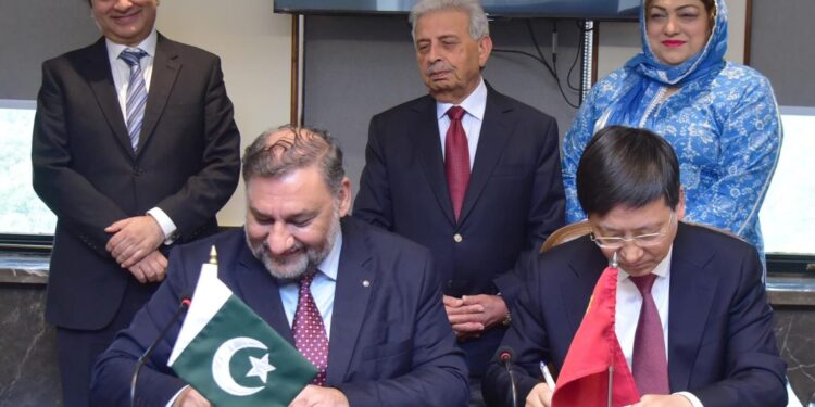 پاکستان میں زرعی شعبہ کی جدیدکاری کو فروغ دینے کی جانب اہم پیش رفت،پی اے آر سی اور چین کی عالمی شہرت یافتہ کمپنی فیمسن گروپ کے درمیان لیٹر آف انٹینٹ پر دستخط