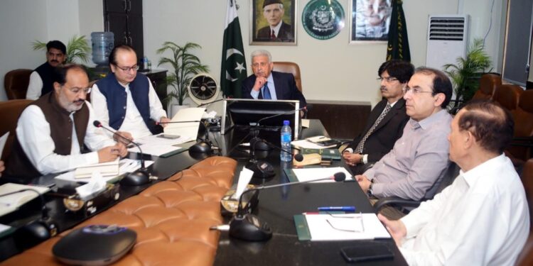 ملک میں گندم کی کوئی قلت نہیں، قیمتوں میں مصنوعی اضافے اور ذخیرہ اندوزی کے خلاف کارروائی کی جائے گی،رانا تنویر حسین