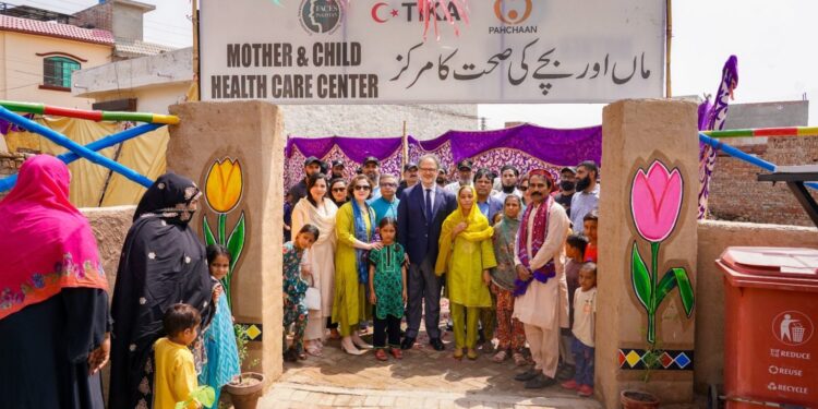 ٹیکانے رائیونڈ میں کمیونٹی بیسڈ ماں اور بچے کے صحت مرکز کا افتتاح کر دیا