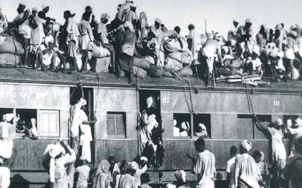 پاک سرزمین لاکھوں مسلمان مردوں، عورتوں اور بچوں کی عظیم قربانیوں کا ثمر ہے، عینی شاہدین