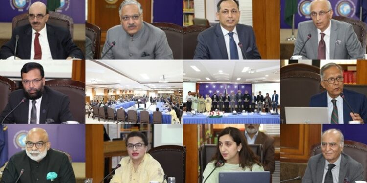 پاکستان کو بیرونی خطرات کے ساتھ ساتھ اندرونی چیلنجز سے بھی نمٹنے کے لیے تیار رہنا ہوگا، سردار مسعود خان ،جنرل (ر) زبیر محمود حیات اور دیگر مقررین کا آئی ایس ایس آئی کے زیر اہتمام کتاب کی تقریب رونمائی سے خطاب