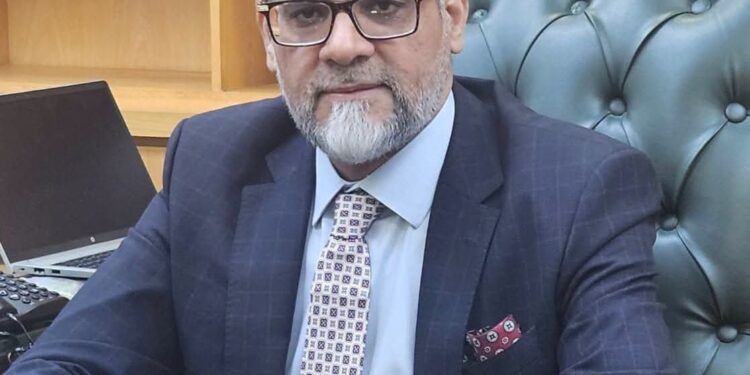 ملک محمد بابر ایاز نے بینک آف آزاد جموں و کشمیر کے صدر اور چیف ایگزیکٹو آفیسر کا عہدہ سنبھال لیا