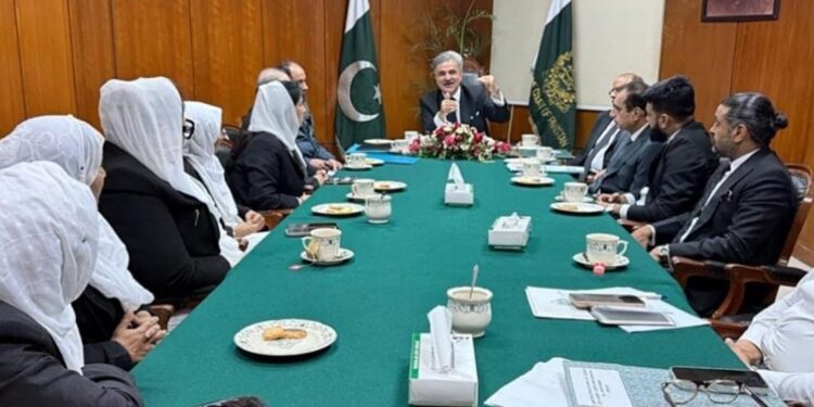 خواتین سائلین کو محفوظ، باوقار اور آسان ماحول کی فراہمی کیلئے ملک بھر کی عدالتوں میں ویمن فیسلی ٹیشن سینٹرز قائم کیے جائیں گے، چیف جسٹس یحییٰ آفریدی
